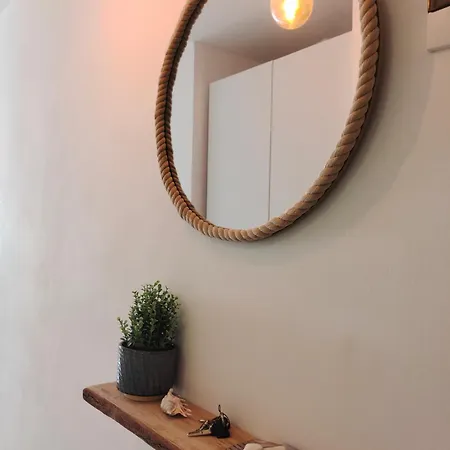 The Nest * Κανδελάρια
